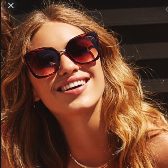 Quay Australia Accessories - Last 1! Quay Capricorn Sunnies rare!